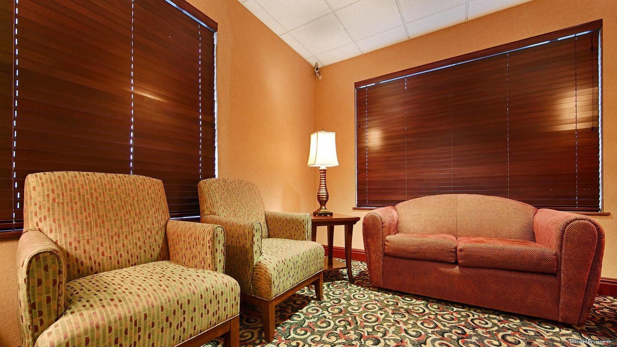 Best Western PLUS Cascade Inn&Suites Troutdale Exterior foto